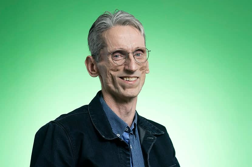 Dr. Steven Arisz he/him